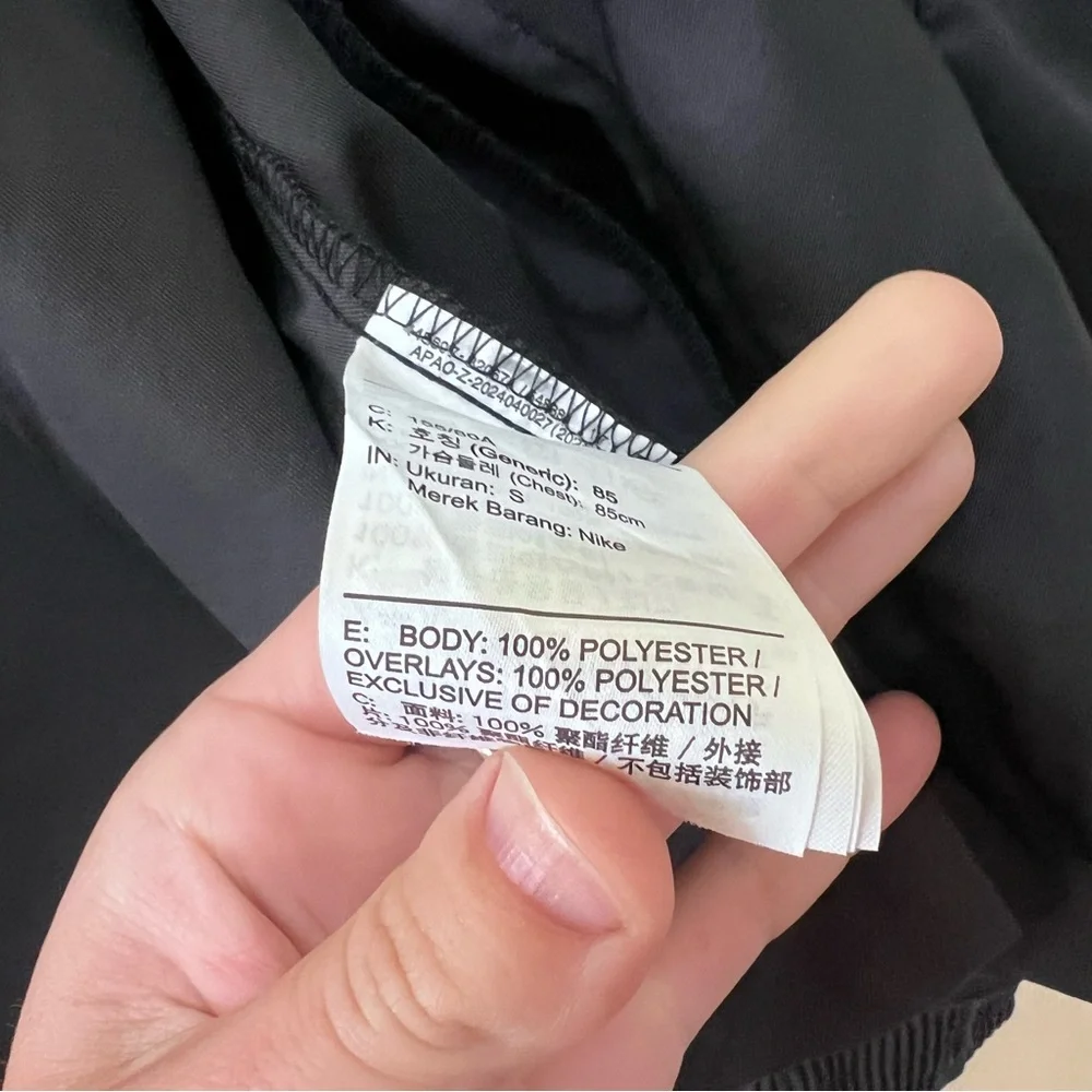 NWT Nike Sportswear Woven Jacket - Picture 8 of 8